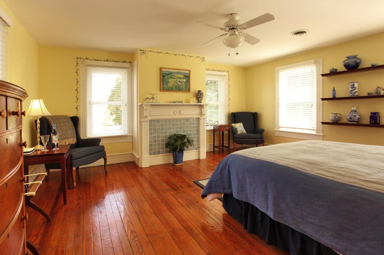 The Inn At Tabbs Creek Port Haywood 外观 照片